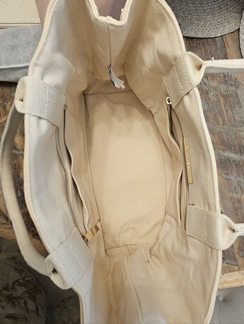 Oscar de la Renta Beige Canvas Floral Tote - Picture 4 of 9